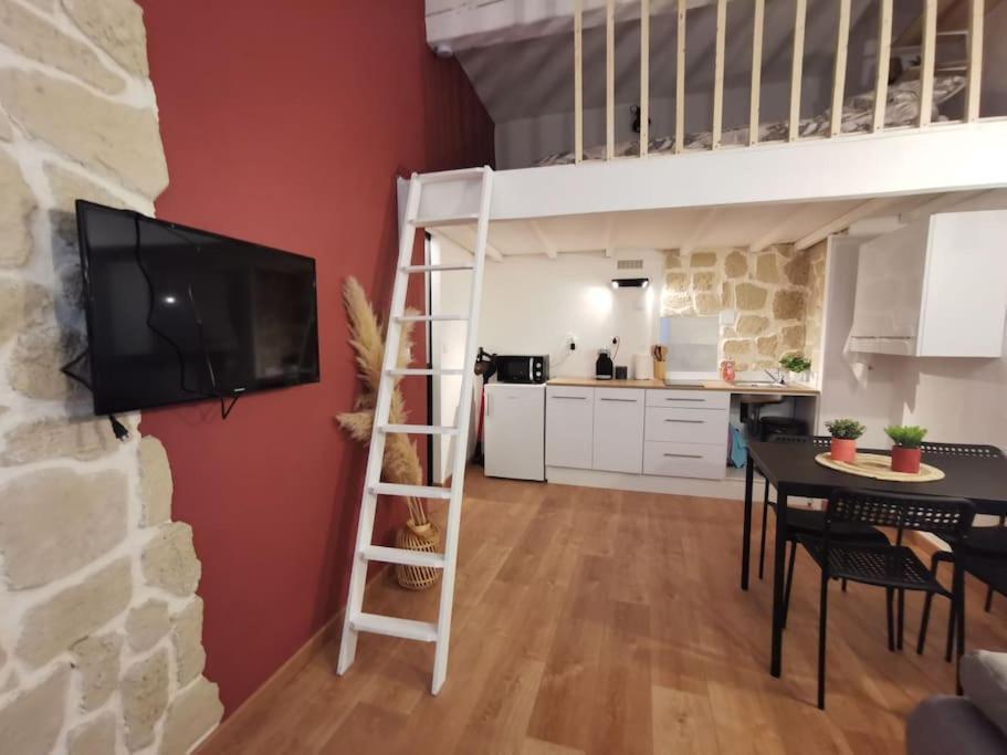 Centre Ville Montpellier - Appartement Au Coeur De L'Ecusson Zewnętrze zdjęcie